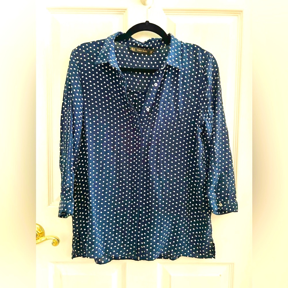 Zara Basic Medium Hidden Button Button-Up Blouse … - image 1